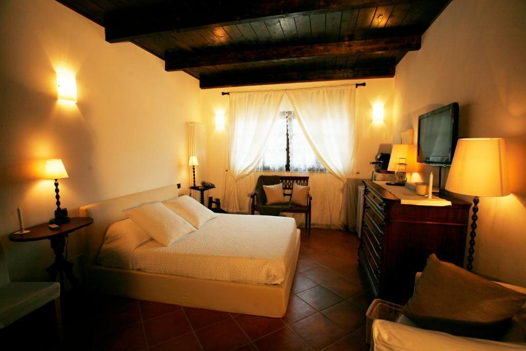 La Maragliana Aparthotel Castel Rocchero Δωμάτιο φωτογραφία