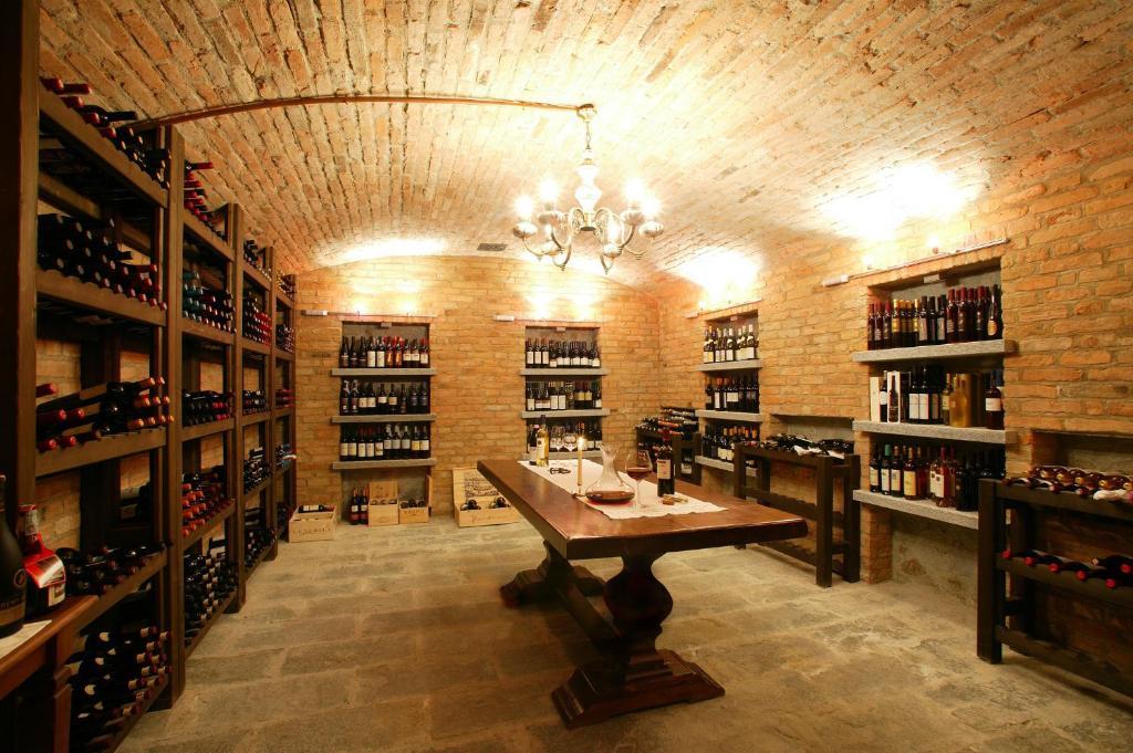 La Maragliana Aparthotel Castel Rocchero Εξωτερικό φωτογραφία
