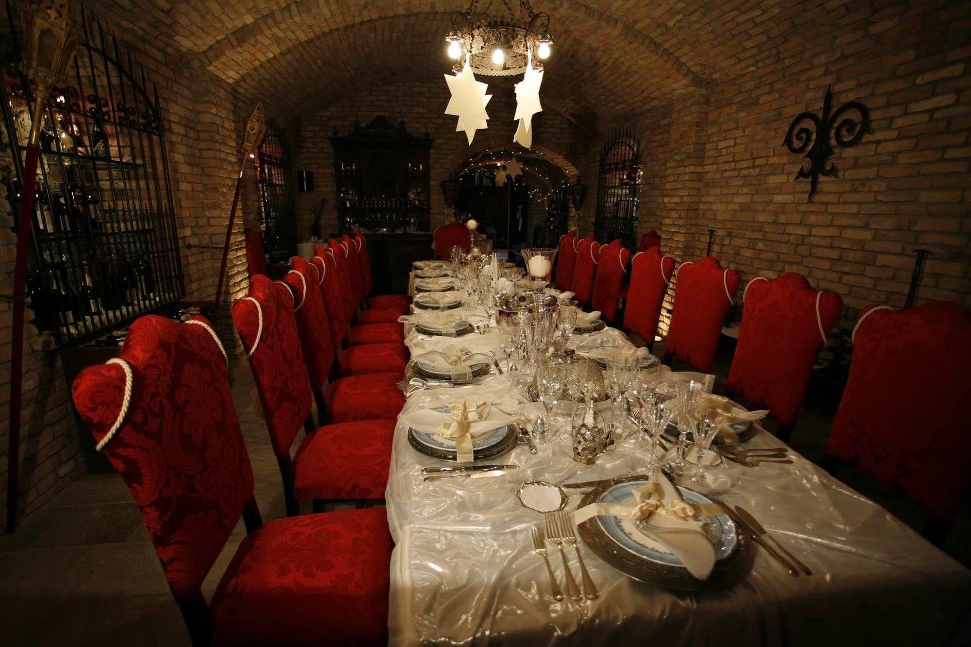 La Maragliana Aparthotel Castel Rocchero Εξωτερικό φωτογραφία